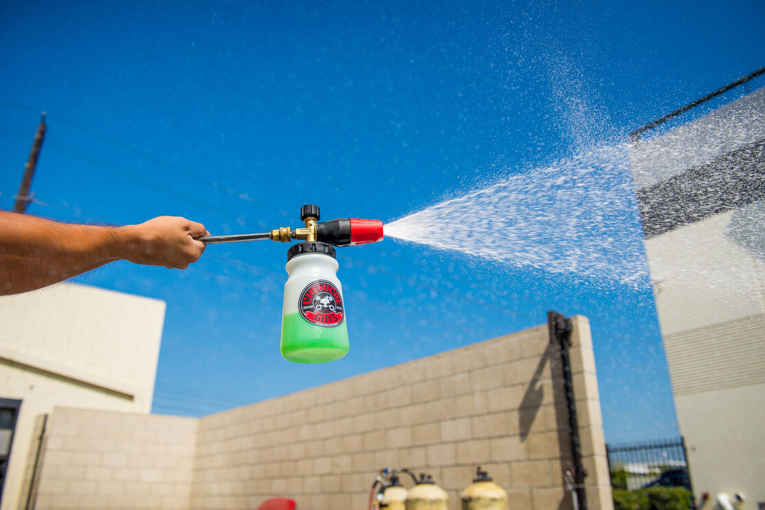 HOW DO FOAM CANNONS WORK? Chemical Guys NZ powered by Lovecars