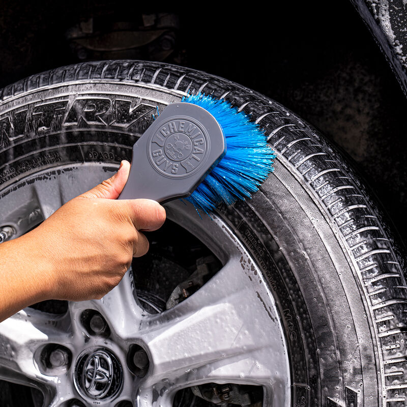 NEW Blue Stiffy Brush for Tires & Carpets