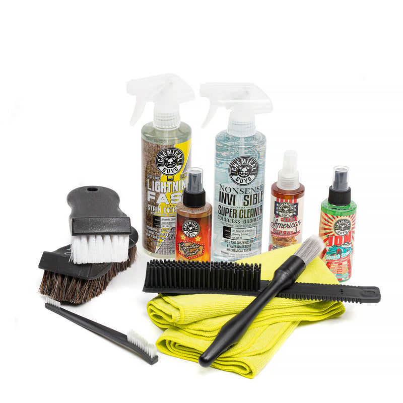 Smelly Car Fixer Kit - Pets -  2  different small scents and pet brush